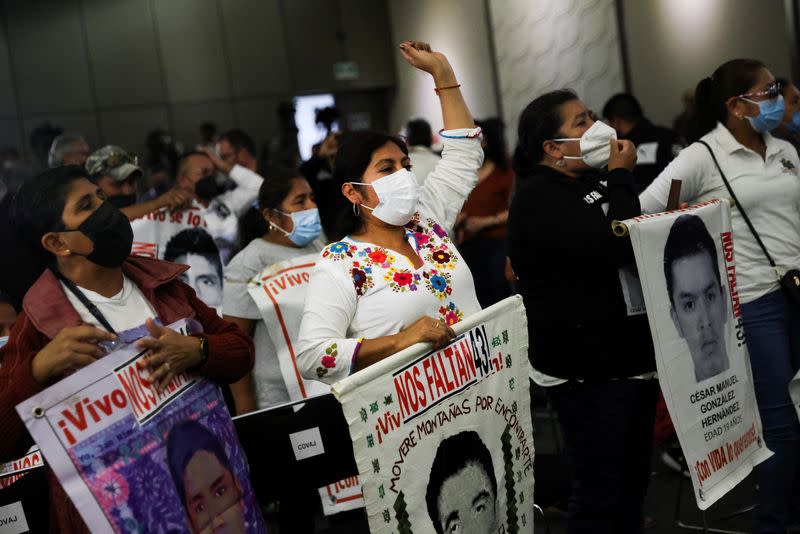 Team of international experts deliver a report on the 43 missing students Ayotzinapa