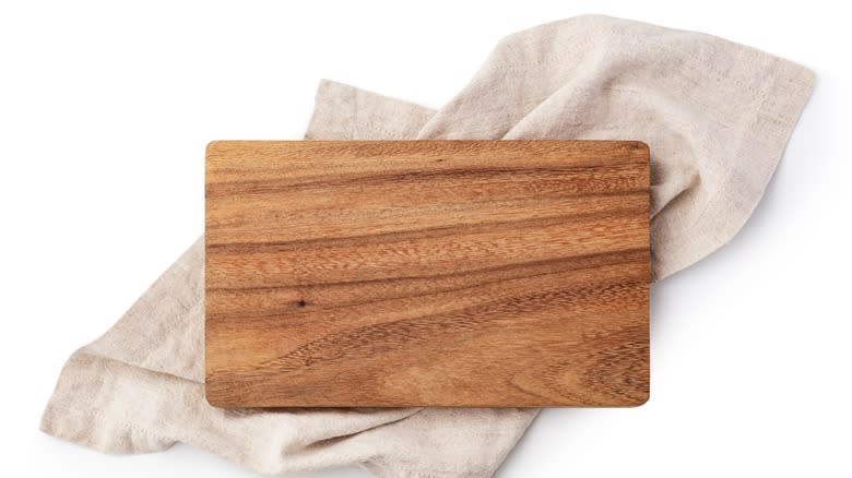 Wooden cutting board