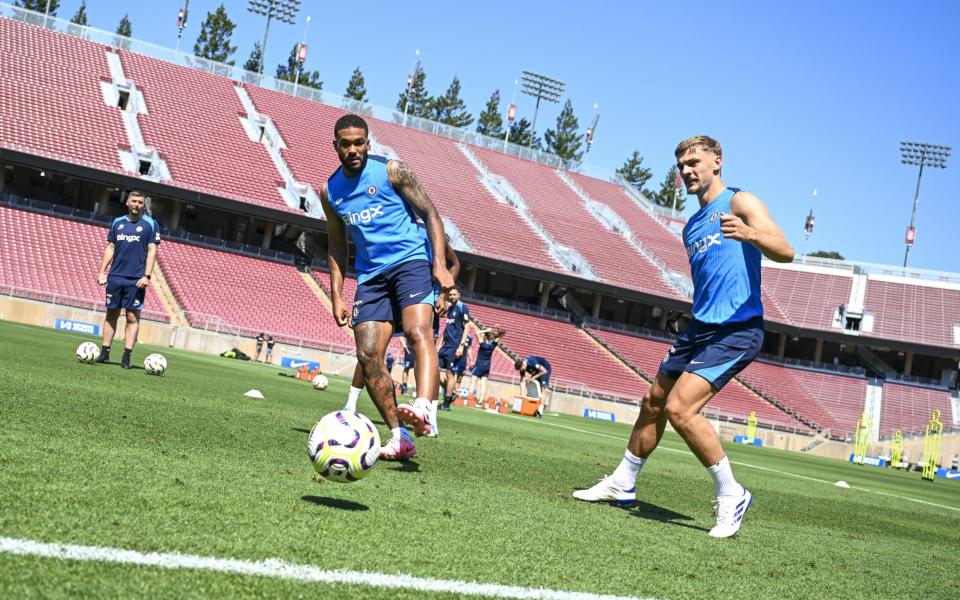 Chelsea's players training at Stanford University