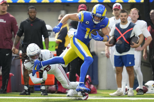 Cardinals to don black alternate uniforms Sunday vs. Rams