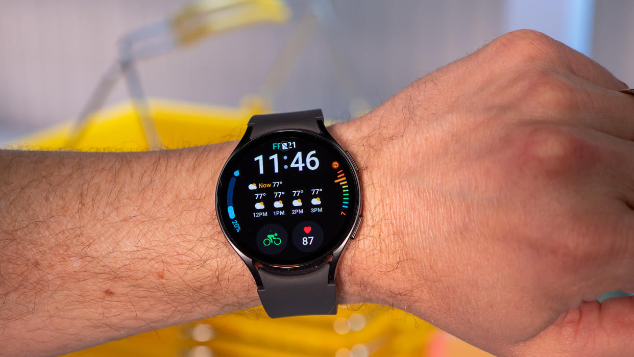  Samsung Galaxy Watch 6. 