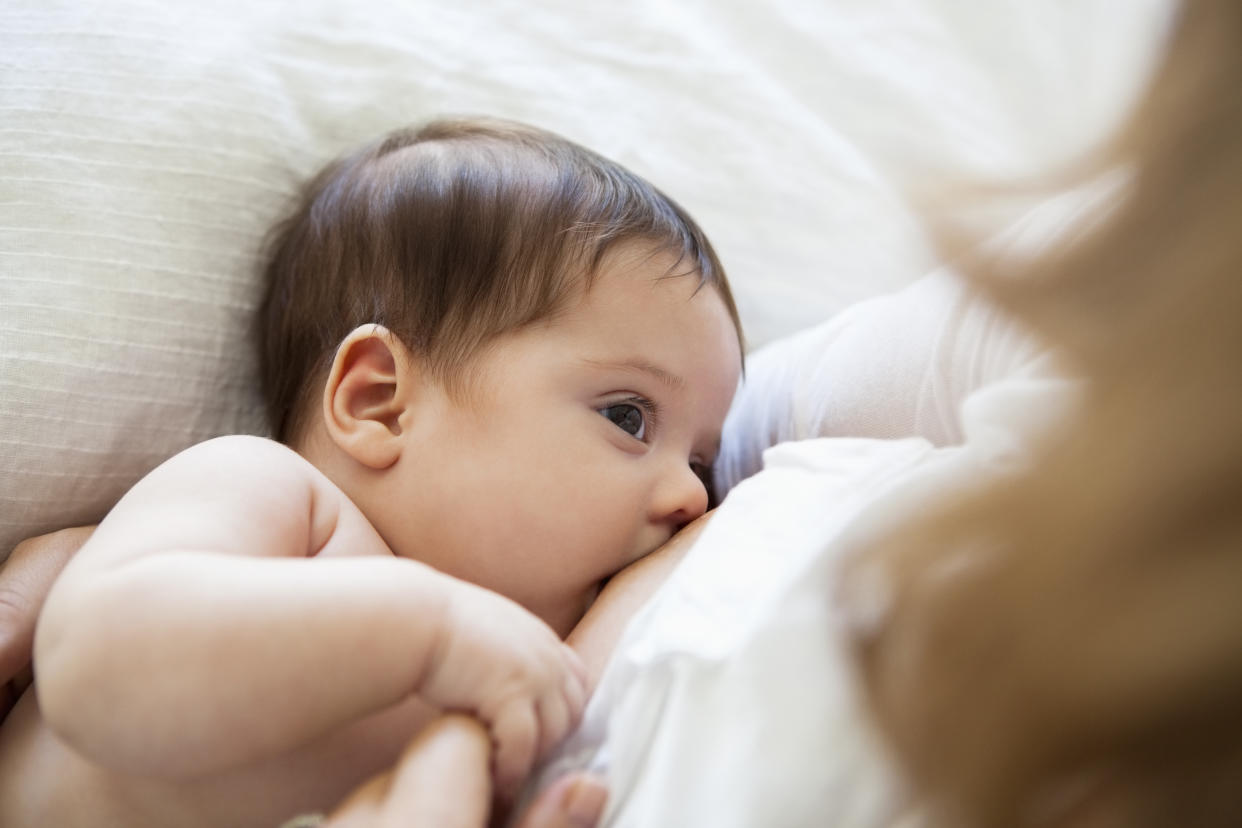 There’s a reason your baby prefers one boob over the other while breastfeeding [Photo: Getty]