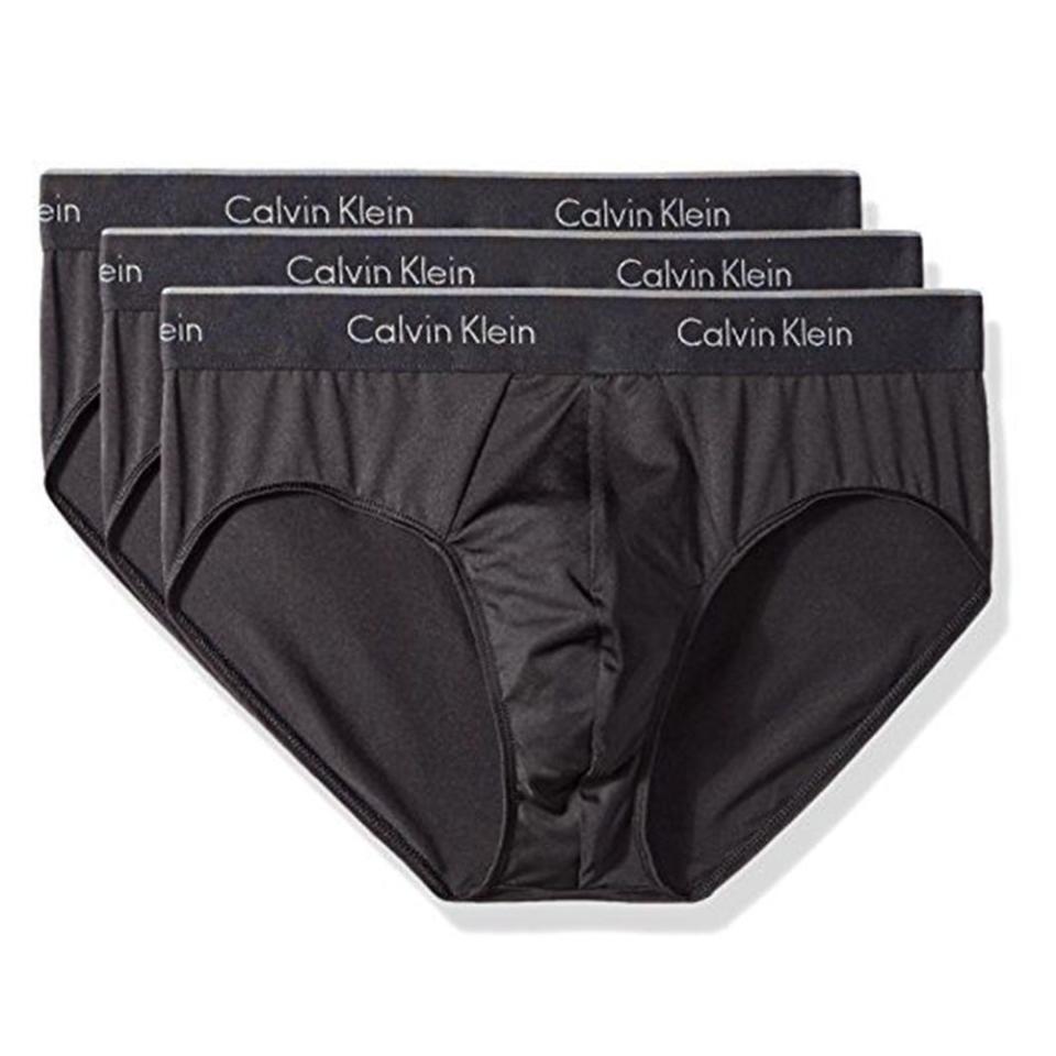 Calvin Klein Men's Underwear Microfiber Stretch Hip Brief 3-Pack