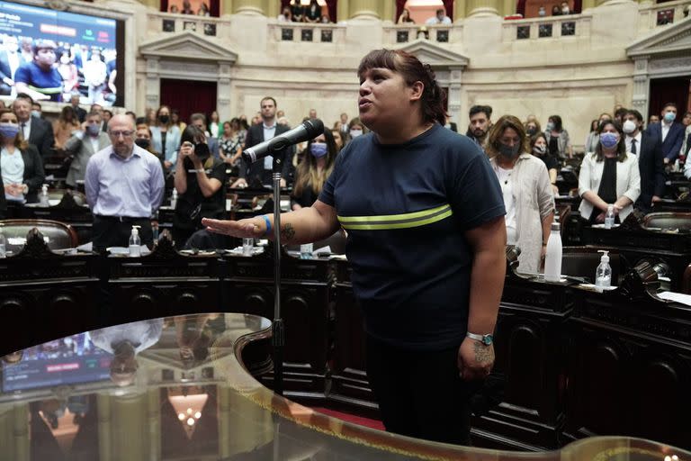 Natalia Zaracho juró hoy como diputada nacional