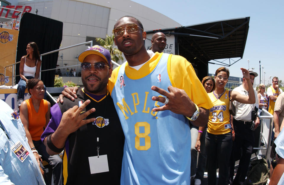 Ice Cube and Kobe Bryant are a pair of Los Angeles legends. (Getty Images)