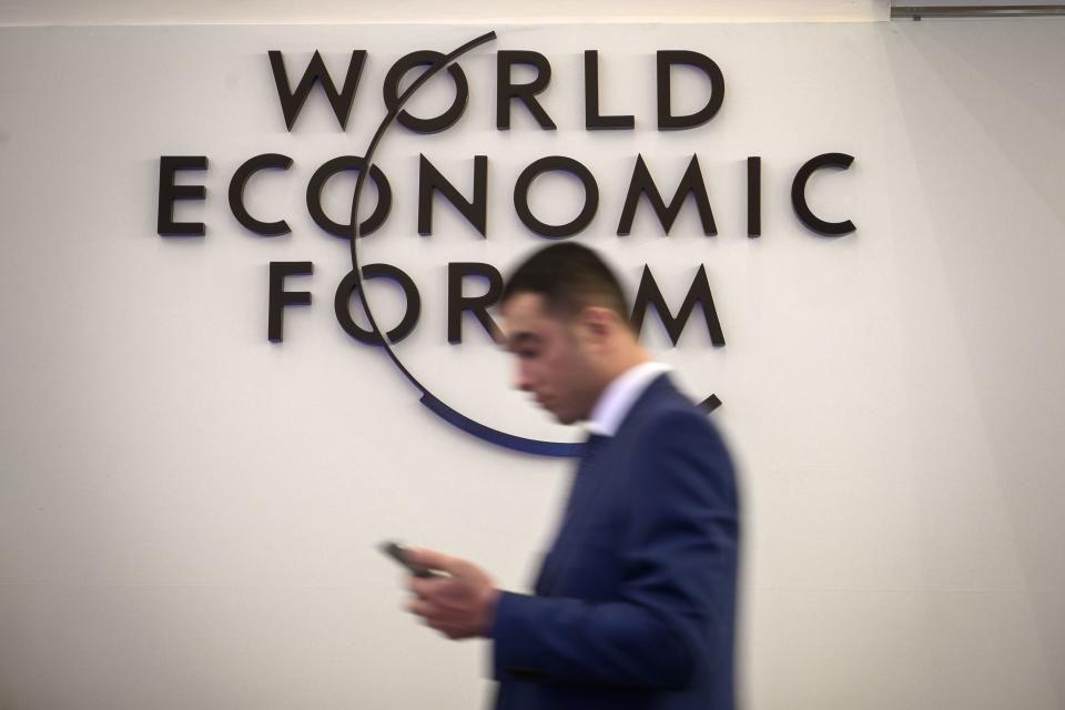 Politiker sowie Vertreter aus Wirtschaft und Medien diskutieren in Davos über globale Entwicklungen. (Bild: Getty Images)