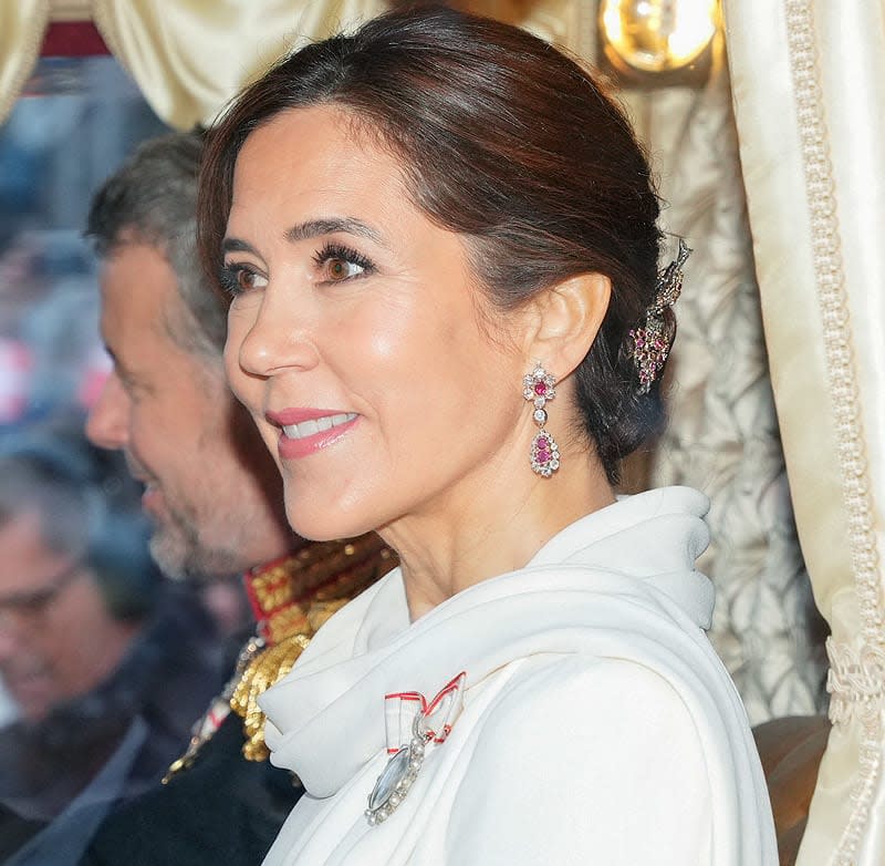 Los primeros looks de belleza de Mary de Dinamarca como Reina