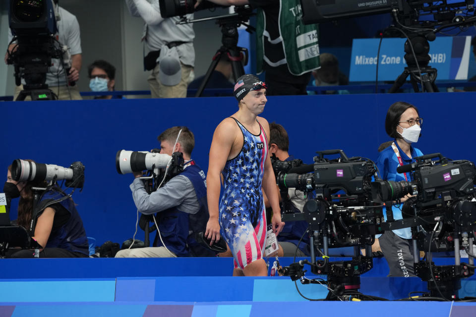 Katie Ledecky de Estados Unidos reacciona después de no conseguir una medalla en las finales femeniles de 200 metros libres durante los Juegos Olímpicos de Tokio 2020, en el Centro Acuático de Tokio, el miércoles 28 de julio de 2021. (Doug Mills/The New York Times)