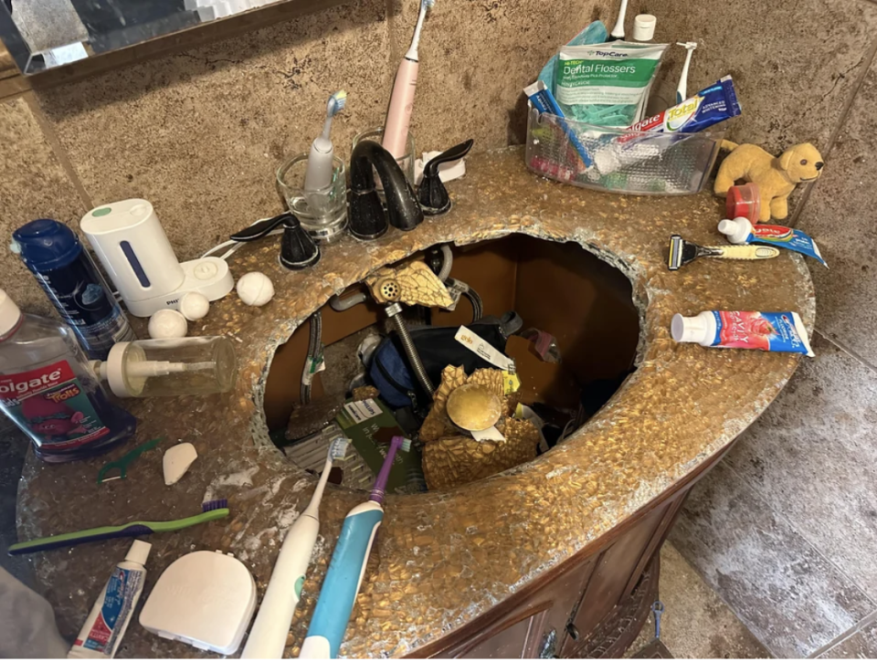 A broken sink