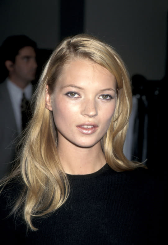 <p>The CK model always looked her best with minimal makeup — a dash of liner, dewy skin, and a flesh-toned shimmery lipstick for a subtle glow. </p>