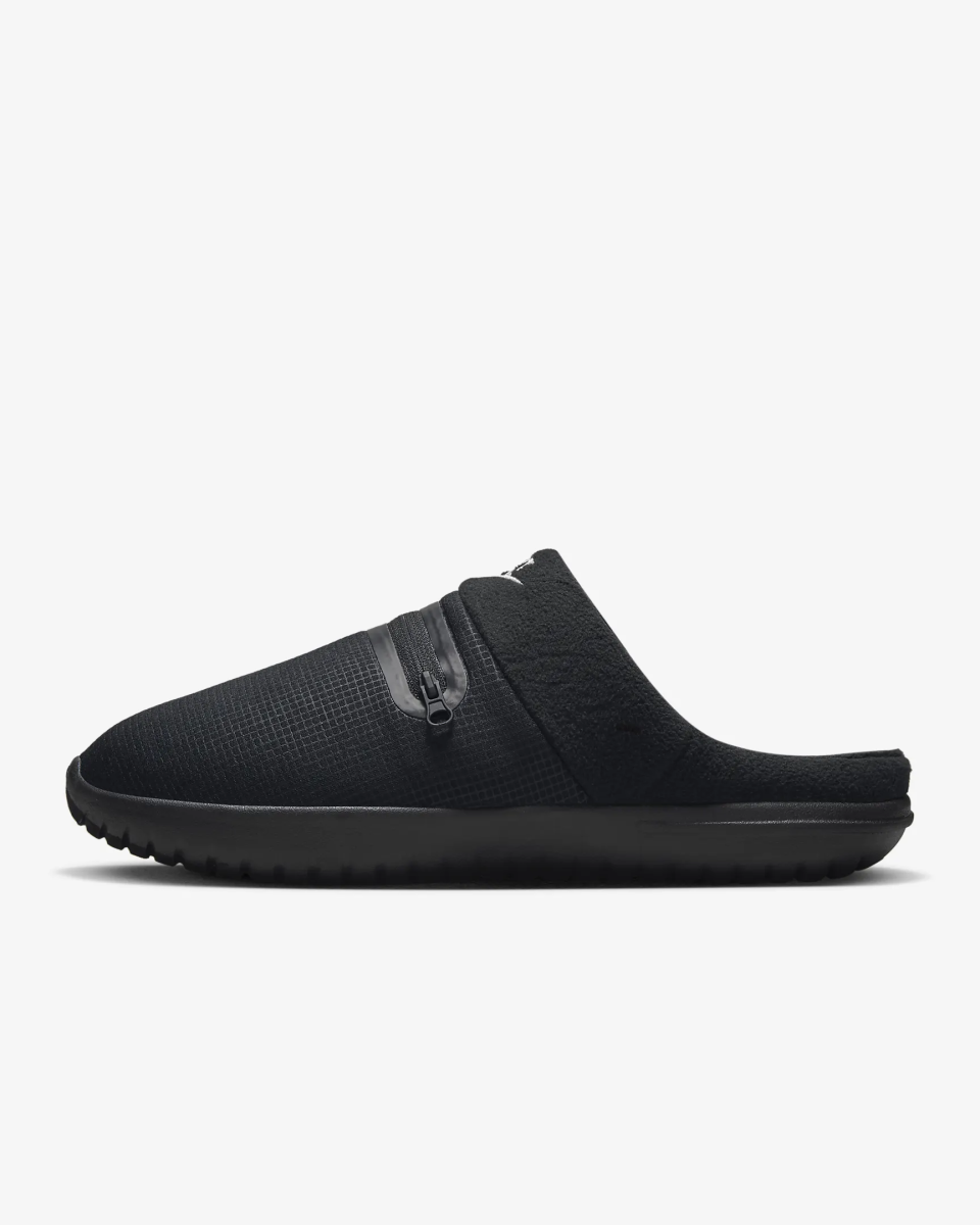 <p><a href="https://go.redirectingat.com?id=74968X1596630&url=https%3A%2F%2Fwww.nike.com%2Ft%2Fburrow-mens-slippers-1rpSl9&sref=https%3A%2F%2F" rel="nofollow noopener" target="_blank" data-ylk="slk:Shop Now;elm:context_link;itc:0;sec:content-canvas" class="link ">Shop Now</a></p><p>Burrow Slippers</p><p>nike.com</p><p>$45.00</p>