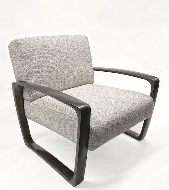 3) Roinn Lounge Chair