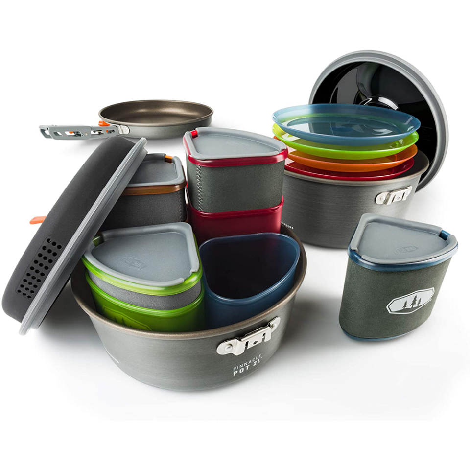 1) Pinnacle Camper Cookset