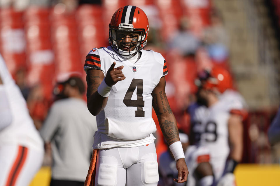 Cleveland Browns quarterback Deshaun Watson (4) warms up before an NFL football game against the Washington Commanders, Sunday, Jan. 1, 2023, in Landover, Md. (AP Photo/Patrick Semansky)