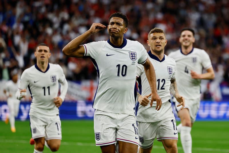 Euro 2024 - Serbia v England