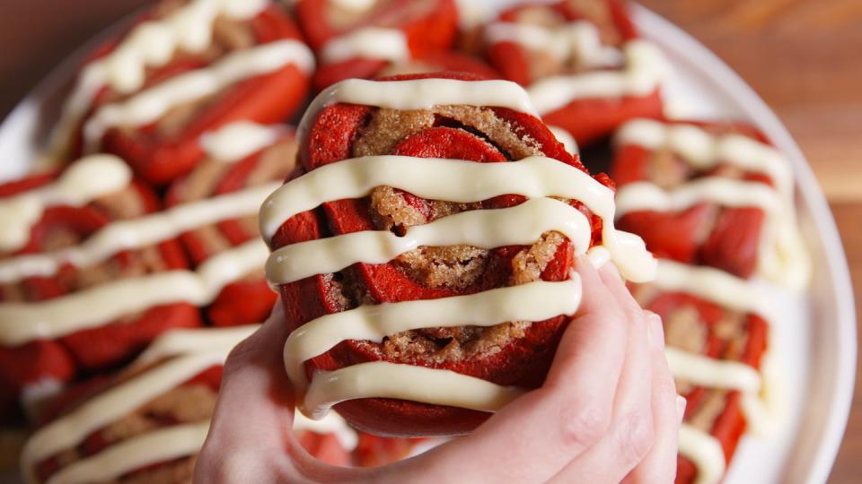 Red Velvet Cinnamon Rolls