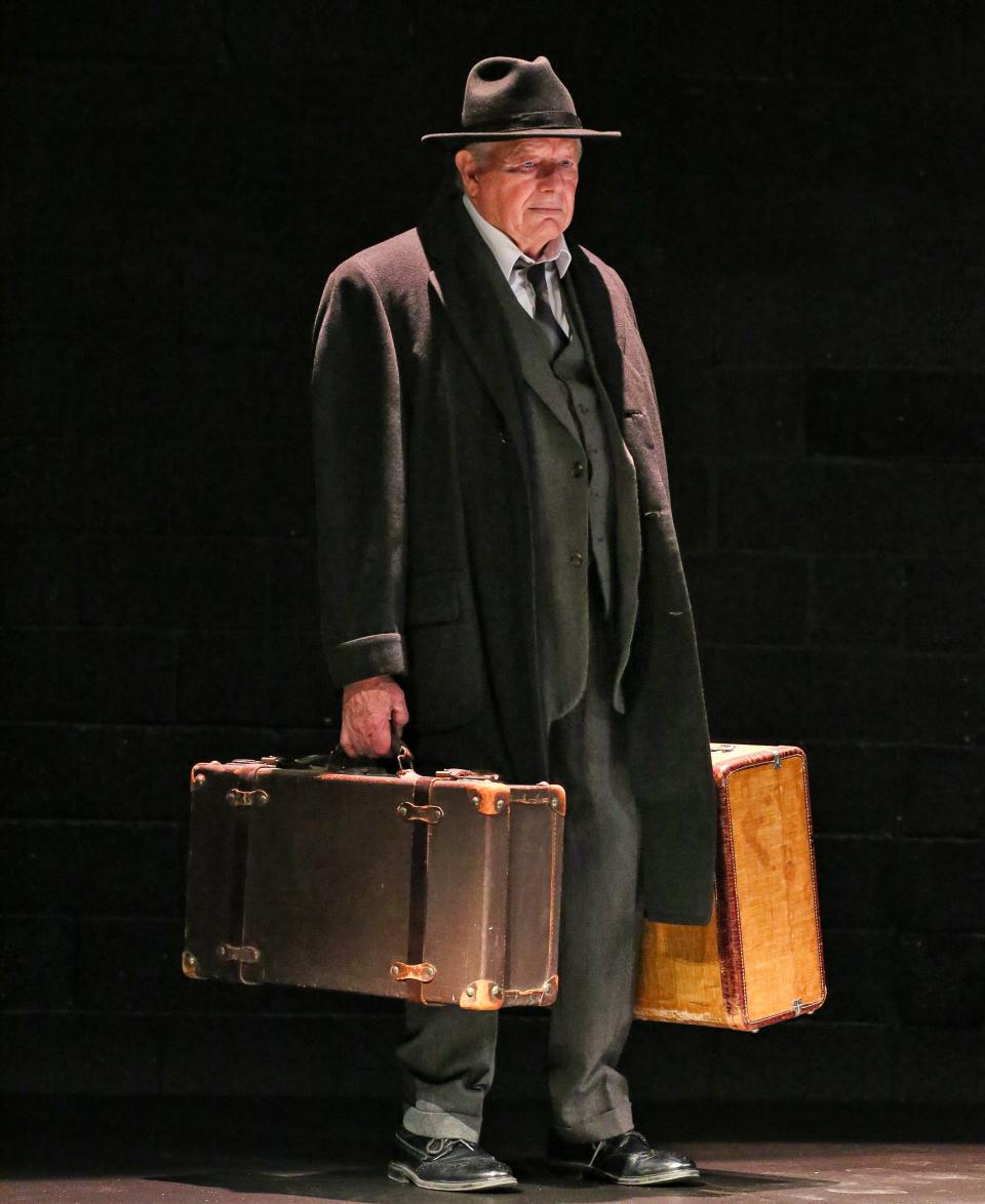 Rob Donohoe plays Willy Loman in “Death of a Salesman” at Palm Beach Dramaworks through April 14.