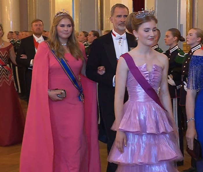 Amalia de Holanda con el rey Felipe en el cumpleaños de Ingrid de Noruega