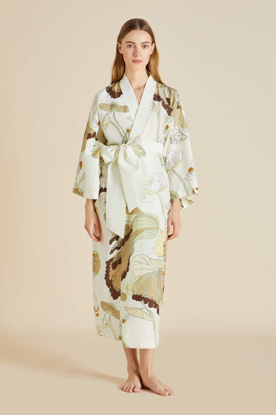 18) Amaya Horus Cotton-Silk Robe