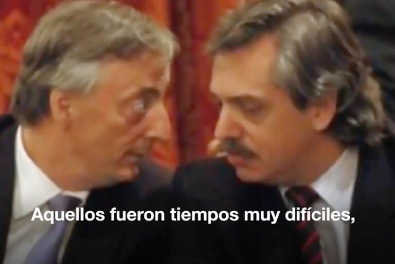 Una imagen histórica de Néstor Kirchner y Alberto Fernández en el video con el que Cristina Fernández de Kirchner anunció la fórmula Fernández-Fernández, en 2019