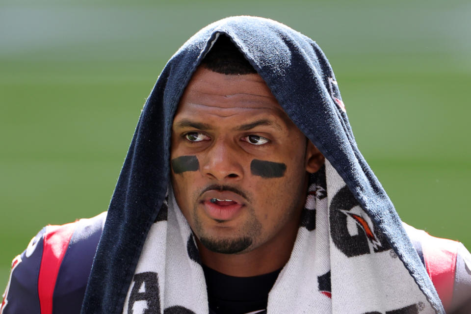 HOUSTON, TEXAS - DECEMBER 27: Quarterback Deshaun Watson #4 of the Houston Texans walks the field during warm ups prior to the game against the Cincinnati Bengals at NRG Stadium on December 27, 2020 in Houston, Texas. (Photo by Carmen Mandato/Getty Images)