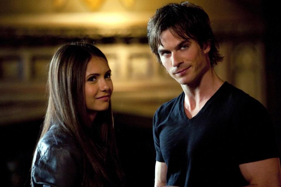 THE VAMPIRE DIARIES