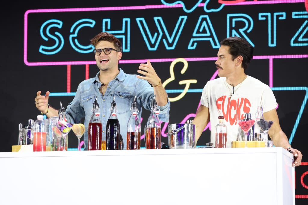 BRAVOCON -- Cocktails at Schwartz & Sandys from the Javits Center in New York City on Sunday, October 16, 2022 -- Pictured: Tom Schwartz, Tom Sandoval -- (Photo by: Monica Schipper/Bravo via Getty Images)