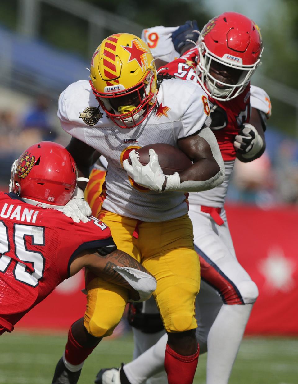 Stars running back Darnell Holland picks up yards during his team's win in a USFL semifinal at Tom Benson Hall of Fame Stadium, Saturday, June 25, 2022.