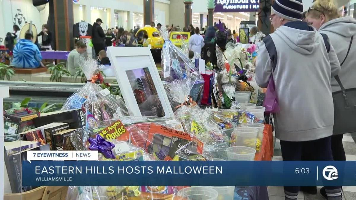 "MallOWeen" raises money for the Hope Project