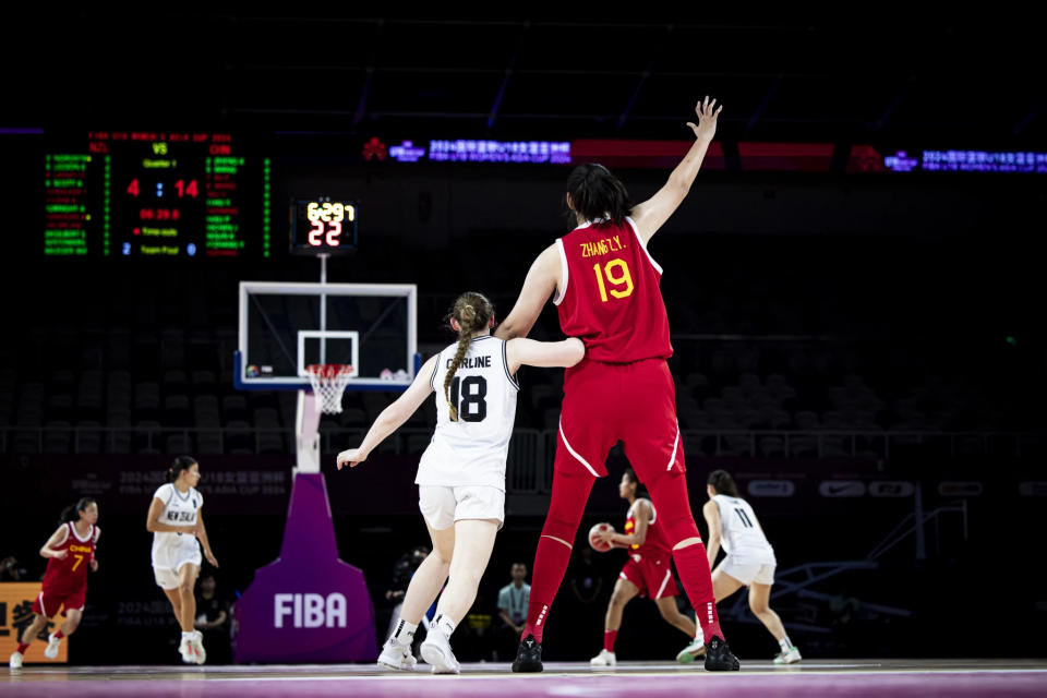 中國隊的張子宇身高220公分。（U18女子亞洲盃提供）