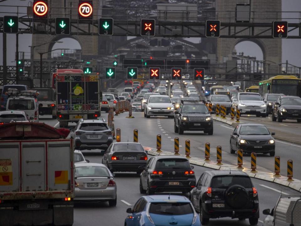 SYDNEY TRAFFIC