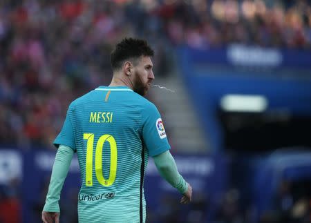 Football Soccer - Atletico Madrid v Barcelona - Spanish La Liga Santander - Vicente Calderon Stadium, Madrid, Spain, 26/02/17 Barcelona's Lionel Messi reacts. REUTERS/Juan Medina