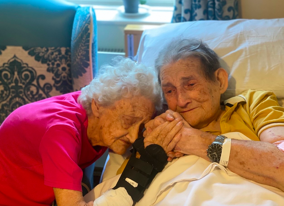 George and Joyce Bell have been reunited after spending 100 days apart. (Reach)