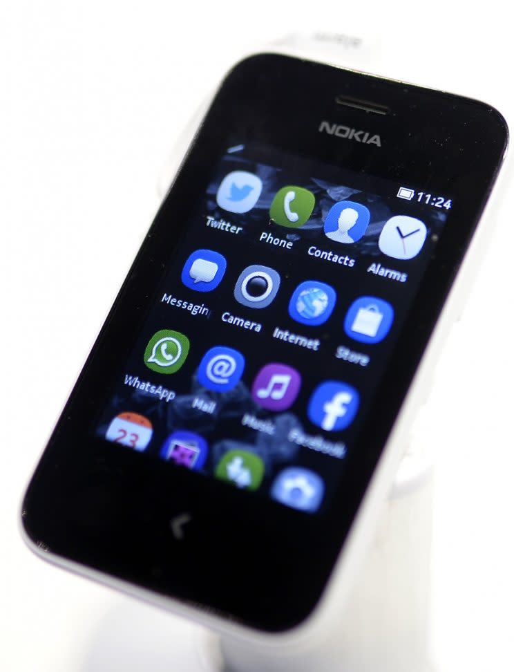 Year 2015: Nokia 230