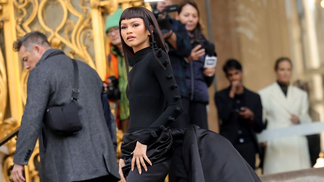 Zendaya Looks Regal in an Outrageously Cool Black Dress at Paris ...