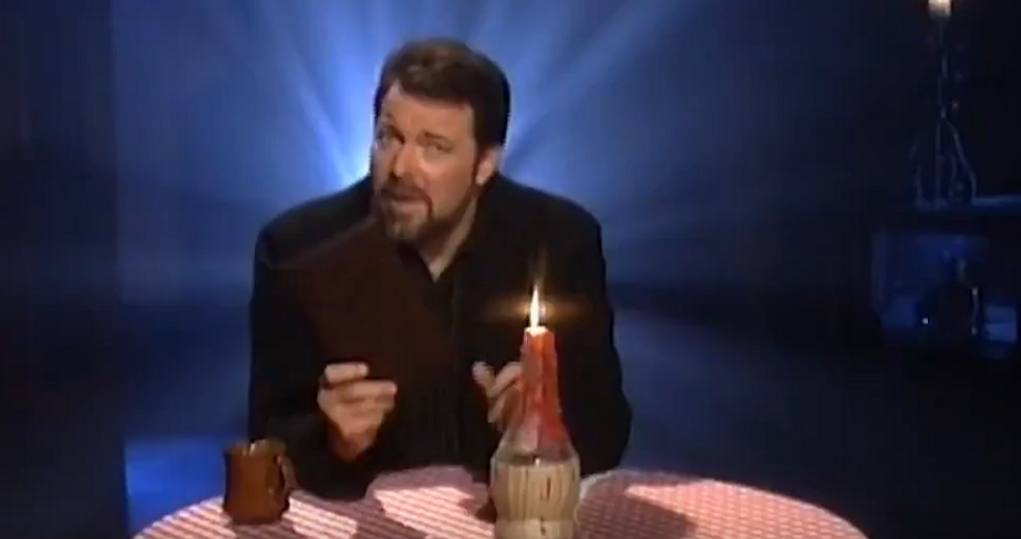 Wie hoch sollte das Trinkgeld in einem Restaurant sein? Eine der vielen Fragen, die Jonathan Frakes in "X-Factor: Das Unfassbare" den Zuschauern stellt (Bild: Screenshot Yahoo via Twitter)