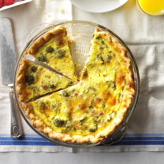 Broccoli Ham Quiche Exps Bbbz16 14120 06c 10 6b 2