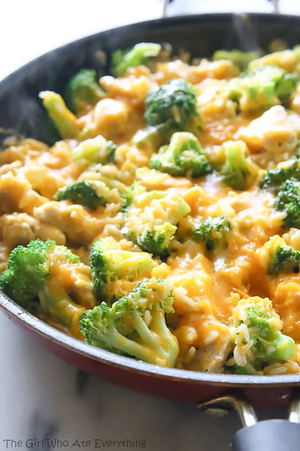 One-Pan Cheesy Chicken, Broccoli, and Rice