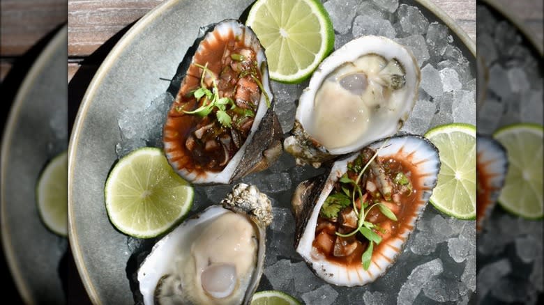 Oysters on ice