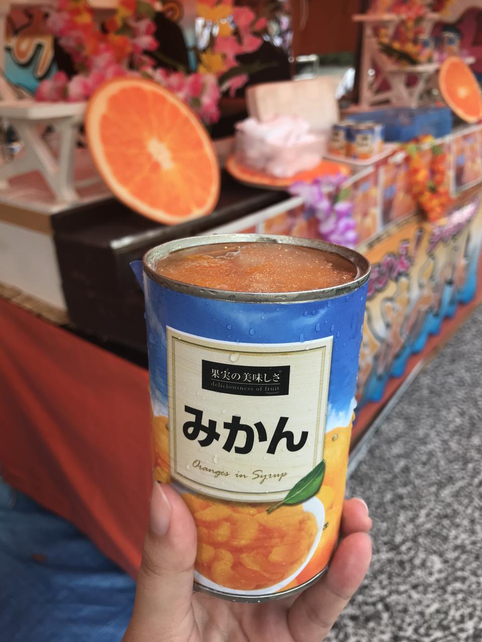 Frozen canned oranges sold at summer festival in Japan. (Photo: Lim Yian Lu)