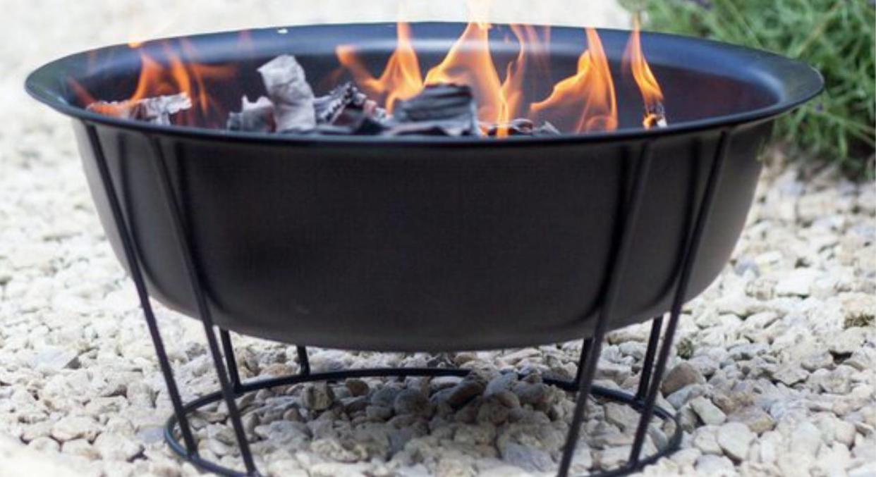 This £30 firepit could be a great new addition to your garden. (Getty Images)