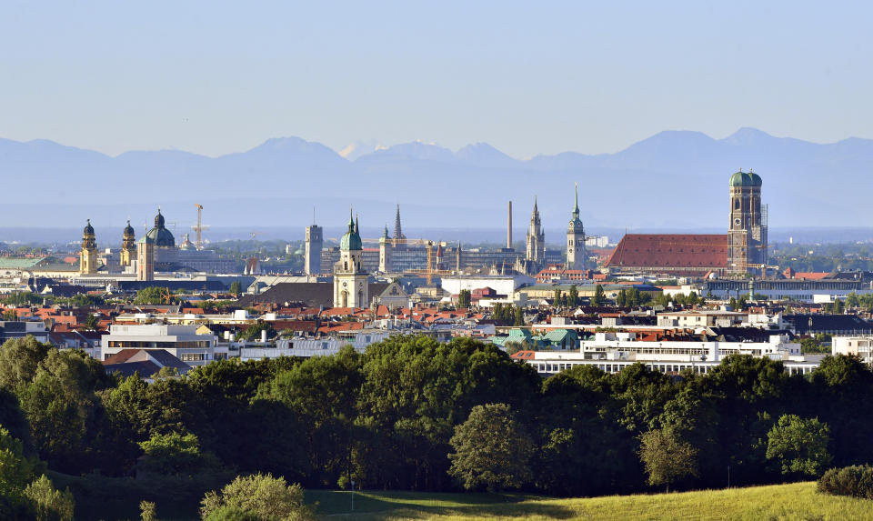München ist Klischee und Kunst: BMW, Dirndl und Museen. (Bild: Joerg Koch/Getty Images)