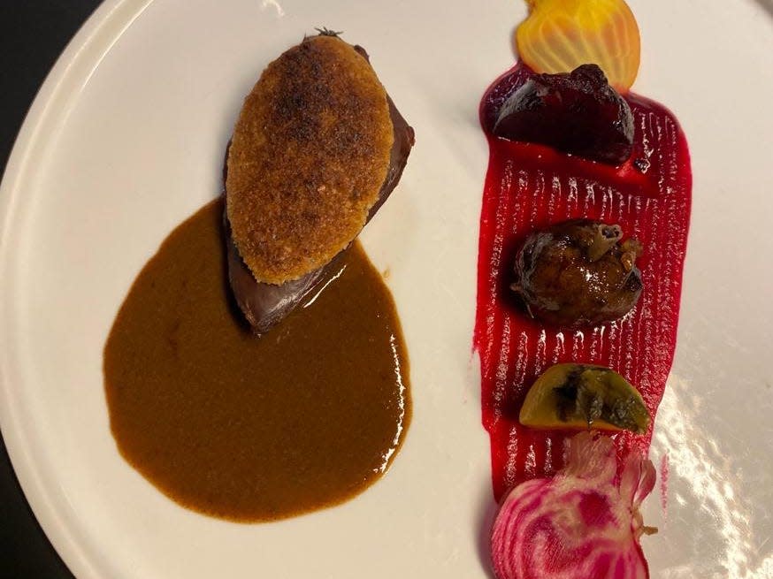 Pigeon supreme and colorful beetroots