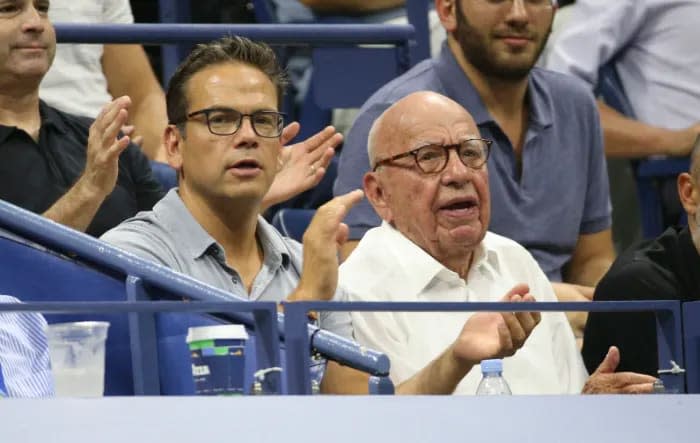 Rupert Murdoch con Lachland Murdoch, su hijo y sucesor