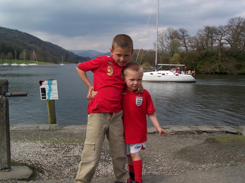 Oliver and brother Ben (Mark King/PA)