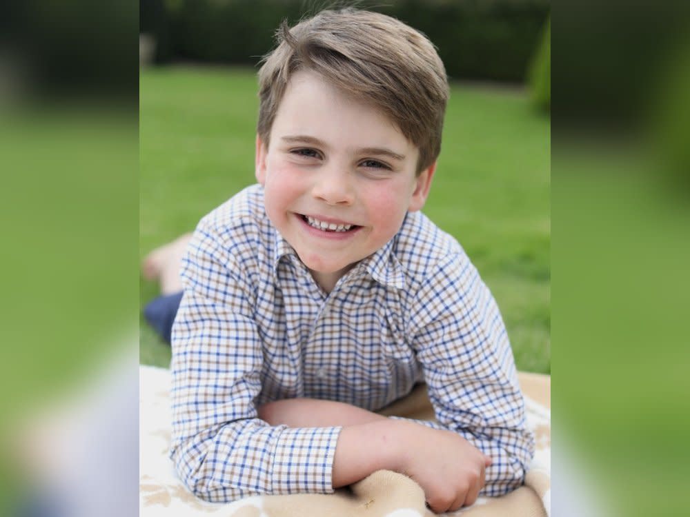 Dieses Porträt von Prinz Louis, geknipst von Prinzessin Kate, wurde an seinem sechsten Geburtstag veröffentlicht. (Bild: Instagram/princeandprincessofwales/The Princess of Wales)