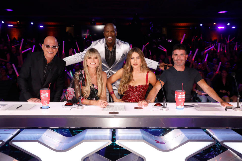 AMERICAS GOT TALENT -- Semi Finals 2 Episode 1717 -- Pictured: (l-r) Howie Mandel, Heidi Klum, Terry Crews, Sofia Vergara, Simon Cowell -- (Photo by: Trae Patton/NBC via Getty Images)