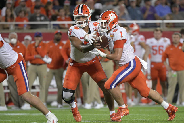 Yahoo Sports' 2022 college football predictions