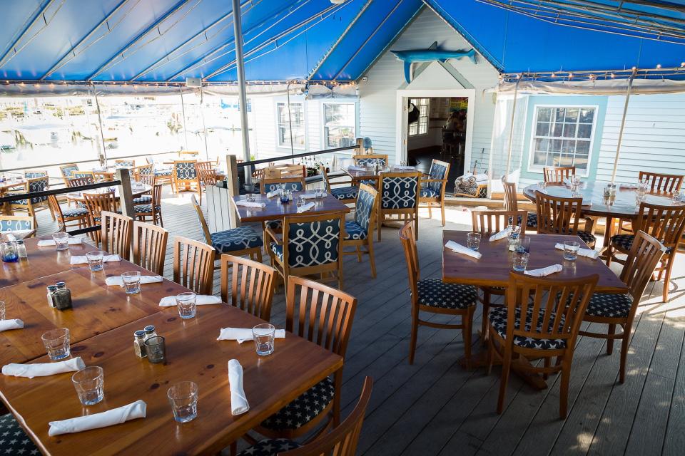 SALT Waterfront Bar and Grill, Shelter Island