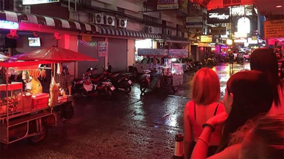 Eyewitnesses said both men had been drinking heavily in the afternoon and appeared intoxicated when the fighting broke out. Source: Instagram/Pattaya Bars